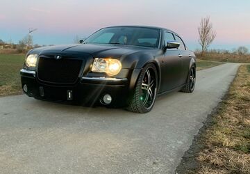 Chrysler 300C 110.000 km 7.950 &euro; Öpfingen 89614
