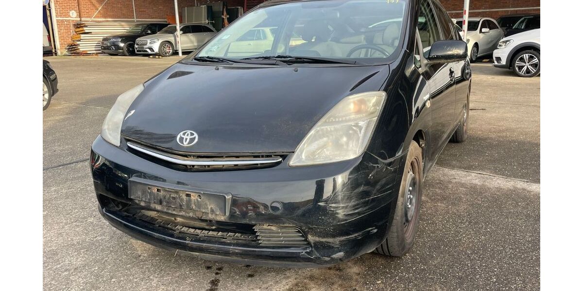 Toyota Prius 58.310 km 3.999 &euro; Herbolzheim 79336