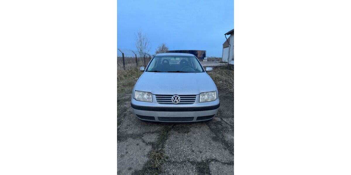 VW Bora 250.000 km 1.000 &euro; Delitzsch 04509