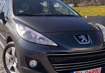 Peugeot 207 142.000 km 4.000 &euro; Bergneustadt 51702