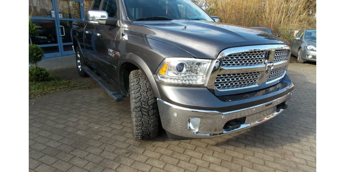 Dodge RAM 1500 5,7 Hemi Laramie UNFALLFREI 107.400 km 31.999 &euro; Rudolstadt 07407