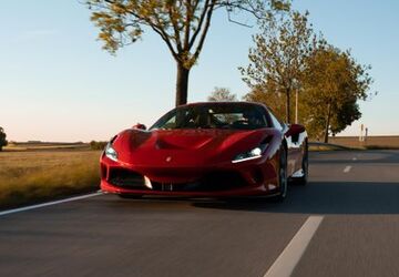 Ferrari F8 15.540 km 284.000 &euro; Gablingen 86456