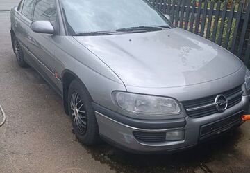 Opel Omega 105.000 km 900 &euro; Helmbrechts 95233