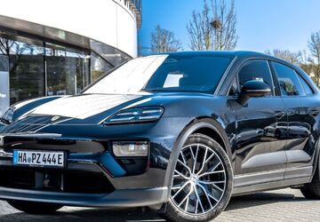 Porsche Macan 4.999 km 88.900 &euro; Hagen 58119