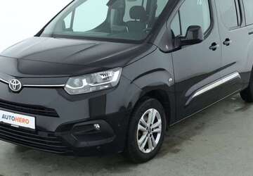 Toyota Proace City 47.813 km 25.390 &euro; Stuttgart 70195