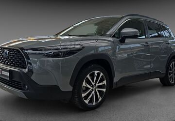 Toyota Corolla Cross 34.592 km 32.995 &euro; Hochstetten-Dhaun 55606