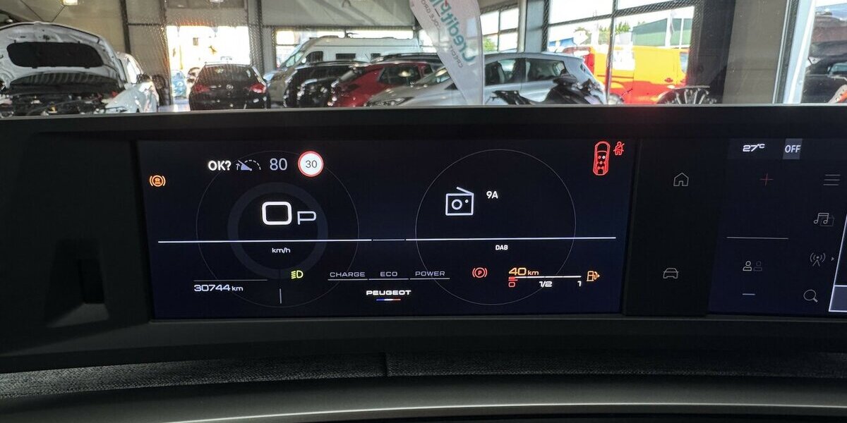 Peugeot 5008 145 Mild Hybrid Allure7 Sitzer LED CAM 30.800 km 27.520 &euro; Lich 35423