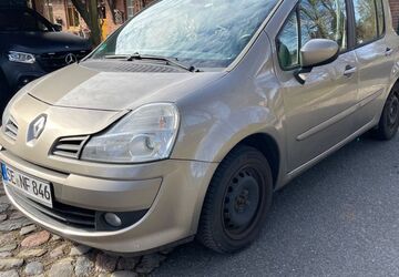 Renault Modus 156.000 km 2.000 &euro; Borstel 23845