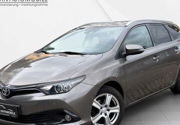 Toyota Auris 180.056 km 7.900 &euro; Hagen 58135