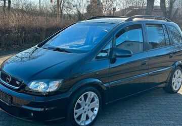Opel Zafira 256.000 km 4.190 &euro; Riga 01004