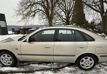 Mazda 626 123.779 km 2.700 &euro; Leun 35638
