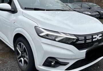 Dacia Sandero 12.162 km 12.990 &euro; Langenselbold 63505