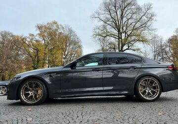 BMW M5 13.900 km 169.900 &euro; Pöcking bei Starnberg 82343