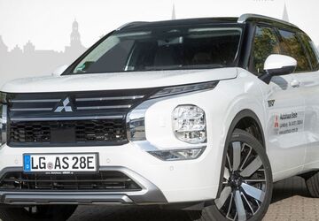 Mitsubishi Outlander 5.560 km 55.390 &euro; Lüneburg 21339