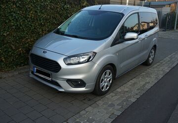 Ford Tourneo Courier 159.863 km 8.600 &euro; Lahr 77933