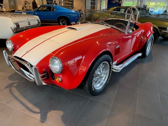 Cobra Andere 99.999 km 59.800 &euro; Berlin 13127