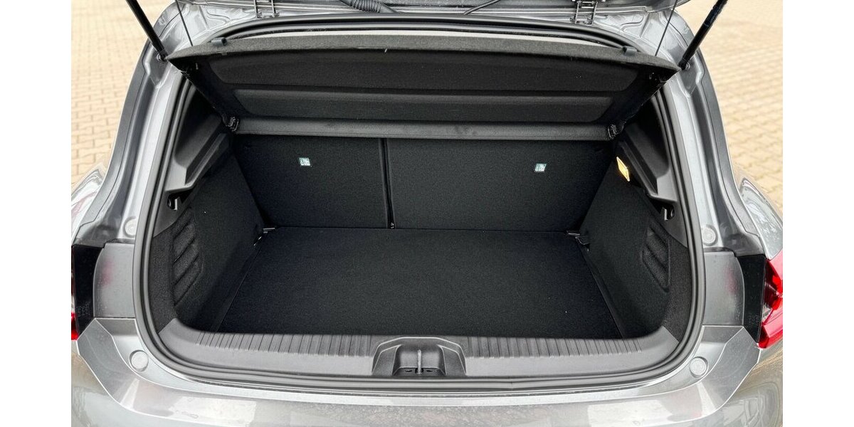 Mitsubishi Colt PLUS 1.0 T.B.KlimaA/Led/CarPlay/SitzH. 1.900 km 18.990 &euro; Donauwörth 86609