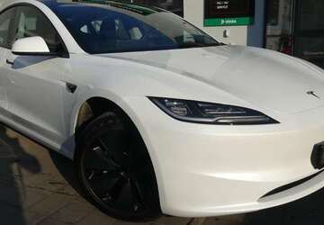 Tesla Model 3 13.843 km 36.800 &euro; Berlin 13156