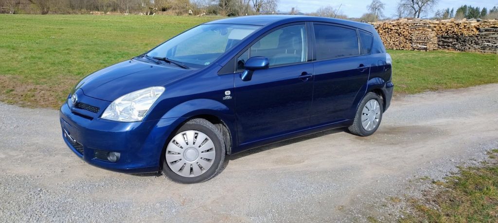 Toyota Corolla Verso 247.000 km 1.850 &euro; Mudau 69427