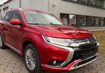 Mitsubishi Outlander 268.580 km 12.190 &euro; Hamburg 20539