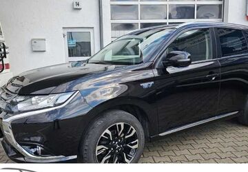 Mitsubishi Plug-in Hybrid Outlander 96.717 km 14.680 &euro; Herbrechtingen 89542