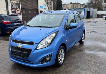 Chevrolet Spark 102.000 km 3.999 &euro; Berlin 12357