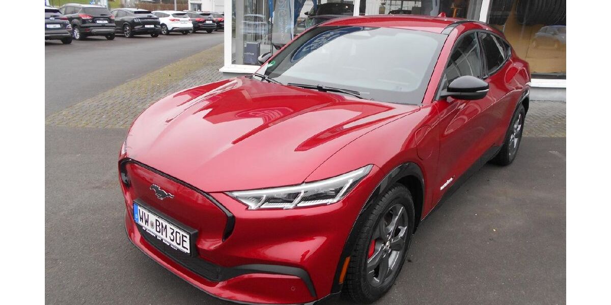 Ford Mustang Mach-E 30.000 km 44.900 &euro; Nister 57645