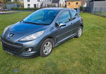 Peugeot 207 144.000 km 2.200 &euro; Marktsteft 97342