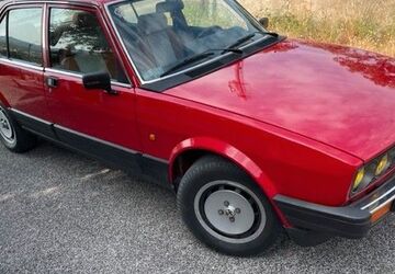 Alfa Romeo Alfetta 86.000 km 14.500 &euro; Minde 