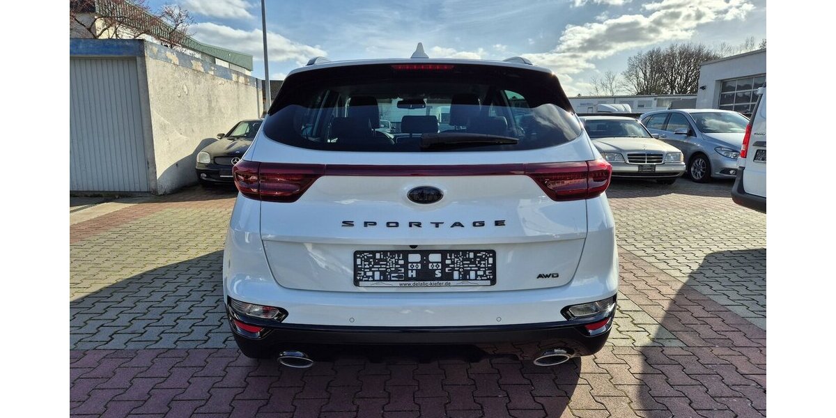 Kia Sportage Black Edition 4WD 28.421 km 24.890 &euro; Rodgau 63110