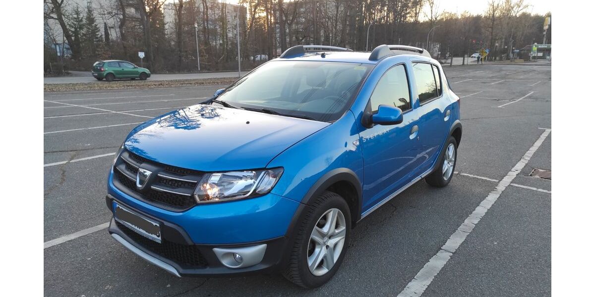 Dacia Sandero 99.980 km 6.700 &euro; Strausberg 15344