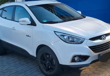 Hyundai ix35 38.100 km 12.400 &euro; Siershahn 56427