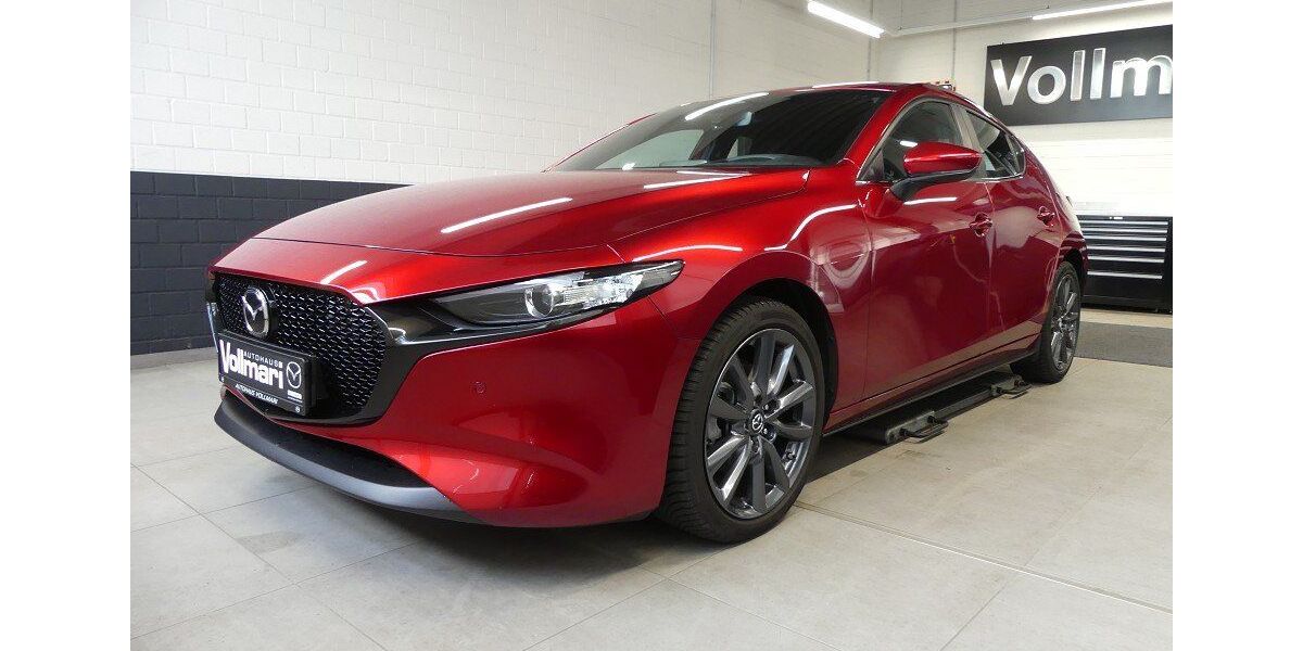 Mazda 3 13.300 km 26.490 &euro; Paderborn 33106