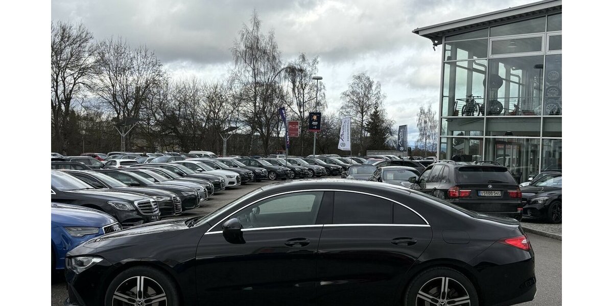 Mercedes-Benz CLA 200 d 4MATIC NAVI/KAMERA/AHK/SHZ/LED/1.HAND 89.949 km 28.900 &euro; Villingen-Schwenningen 78054