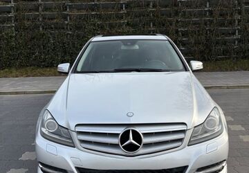 Mercedes-Benz C 250 230.333 km 9.450 &euro; Tornesch 25436
