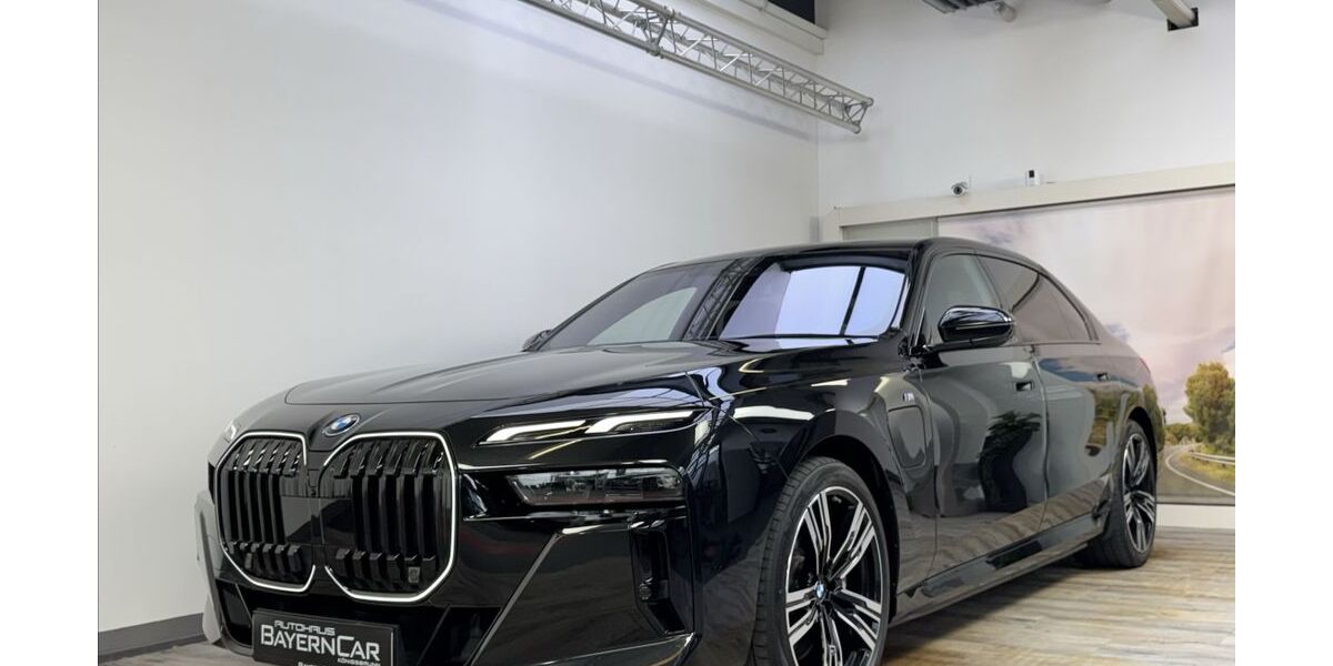 BMW 750 17.700 km 96.489 &euro; Königsbrunn 86343