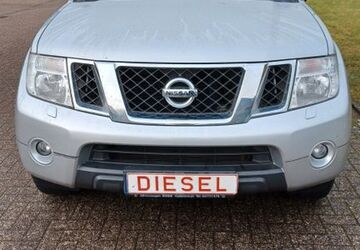 Nissan Navara 198.000 km 10.950 &euro; Cadenberge 21781