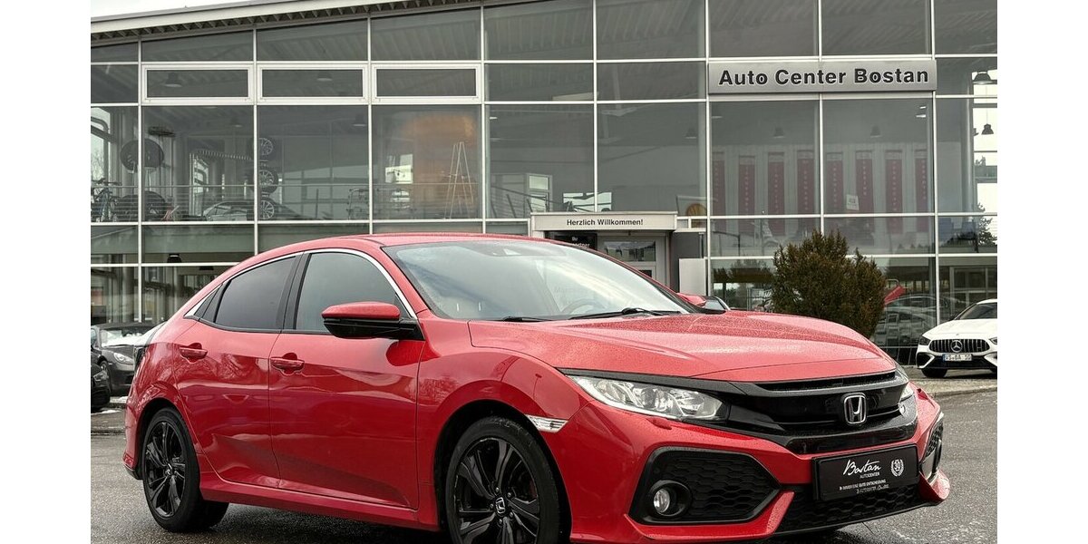 Honda Civic 5-trg.1.0 Elegance KAMERA/NAVI/DAB/AHK/SHZ 128.718 km 13.900 &euro; Villingen-Schwenningen 78054