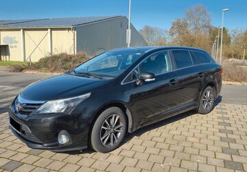 Toyota Avensis 210.000 km 6.500 &euro; Erlensee 63526