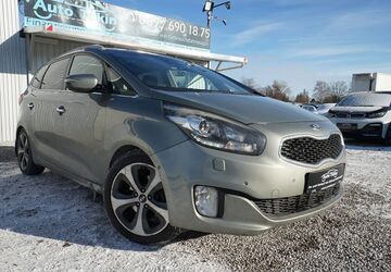 Kia Carens 256.385 km 7.950 &euro; München 81829