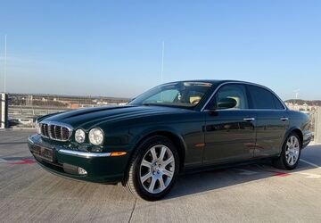 Jaguar XJ 187.000 km 15.999 &euro; München 80933