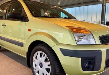 Ford Fusion 125.000 km 3.490 &euro; Templin 17268