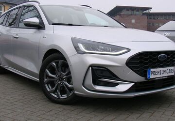 Ford Focus 12.043 km 25.980 &euro; Falkensee 14612