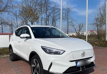 MG ZS 24.200 km 17.990 &euro; Mainz 55130