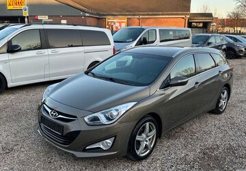 Hyundai i40 90.000 km 8.790 &euro; Berlin 13127