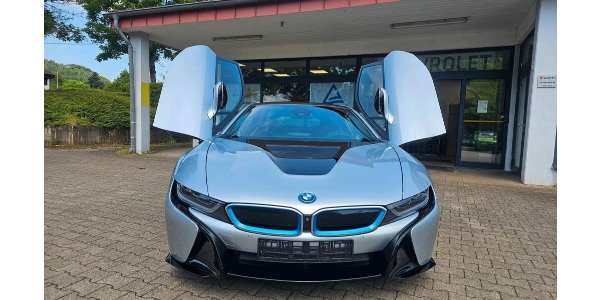 BMW i8 26.500 km 76.500 &euro; Merzig 66663
