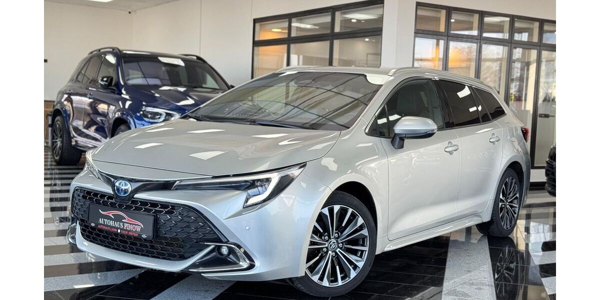 Toyota Corolla 51.000 km 26.490 &euro; Schorfheide 16244