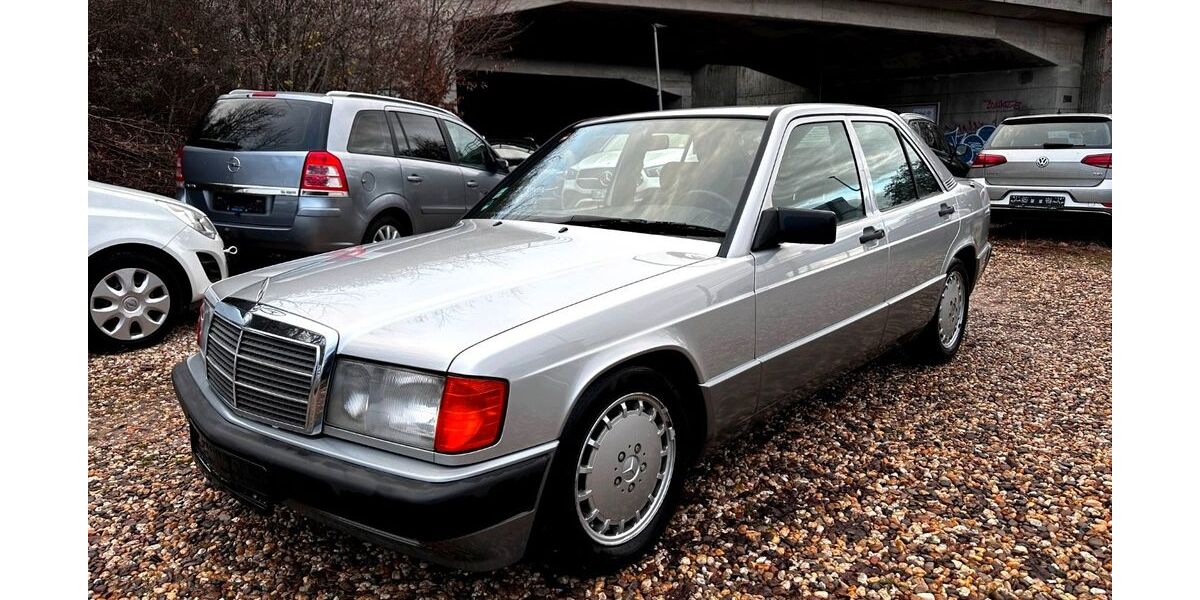 Mercedes-Benz 190 123.000 km 6.950 &euro; Berlin 10829
