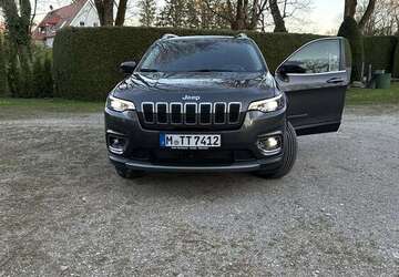 Jeep Cherokee 117.000 km 19.900 &euro; München 81249