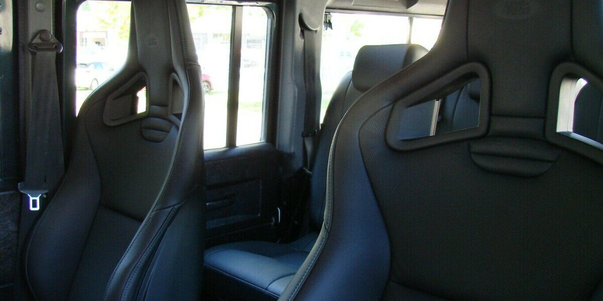 Land Rover Defender 110 E Station Wagon 7-Sitzer LED Leder AH 119.107 km 53.980 &euro; Falkensee 14612